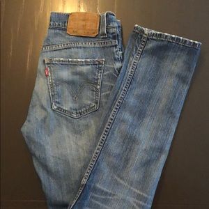 Levi’s 510 skinny blue jeans